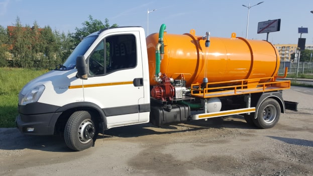 Kleiner Saugwagen bis 3,5 Tonnen zulässiges Gesamtgewicht (zGG)