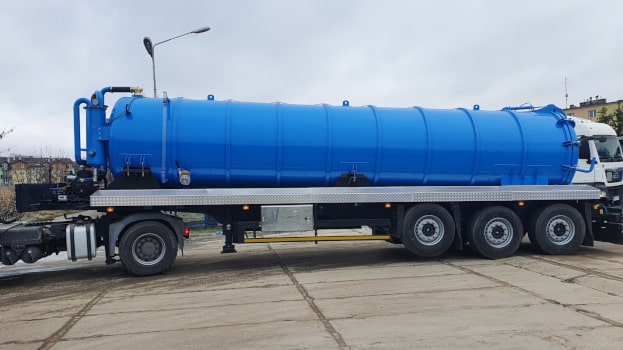 Saugauflieger für Abwasser und Fäkalien