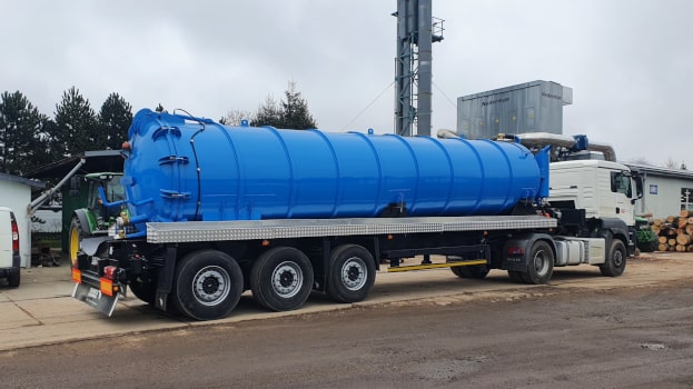 Saugauflieger-Tank 22m³