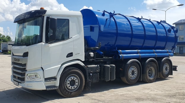 Zabudowa asenizacyjna na podwoziu Daf DX